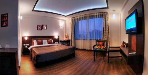 room detail thumbnail 1
