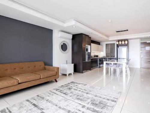 CENTURY CLUB - Luxury Apartment Hotels - image 8