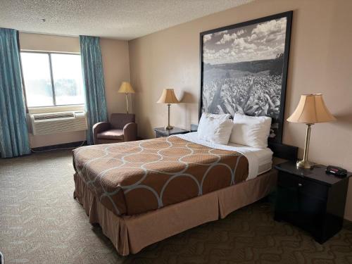 Dodgeville inn & suites - image 13