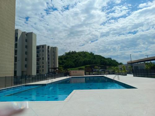 Moderno y bien ubicado, cerca a Girardot