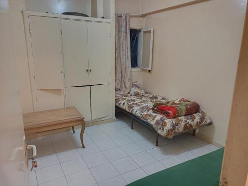 budget small room 2