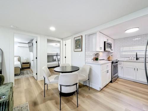 Pet Friendly Nokomis Home with Private Pool Great WiFi and Space for 9 in Nokomis (FL)
