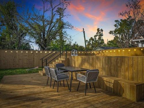 Pet Friendly Nokomis Home with Private Pool Great WiFi and Space for 9 in Nokomis (FL)