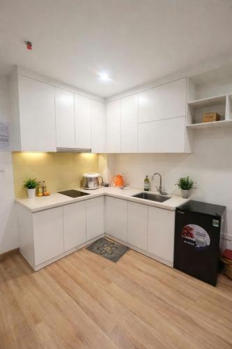 Kitchen, Sapa Hill Center 2BR Apt in Ta Giang Phin Ban Khoang