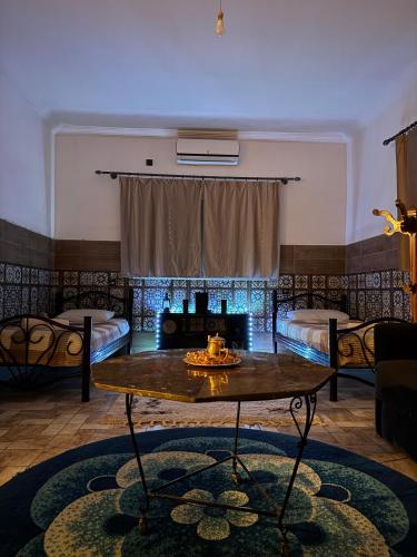 Villa Palm Desert- your Private Stay with AC, Fast WiFi & Parking in Erfoud