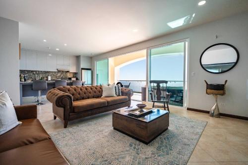 Mar y Sol 16th floor Condo in Baja Malibu