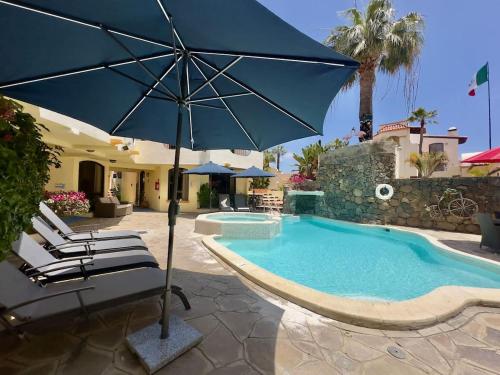 Puerto Nuevo Surf Casita las Palmas 1 BR with pool in Puerto Nuevo