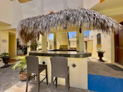 Puerto Nuevo Surf Casita las Palmas 1 BR with pool in Puerto Nuevo
