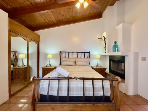 Puerto Nuevo Surf Casita Feliz 1 BR with pool in Puerto Nuevo