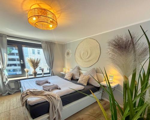 Bohemian Chic Selfie Suite - Munich Central Station, Monachium