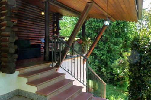 Balkons/terase, Chalet - Ampio Giardino Fino a 5 Persone in Nebbiuno