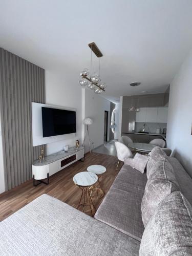 Golden Lux Apartment