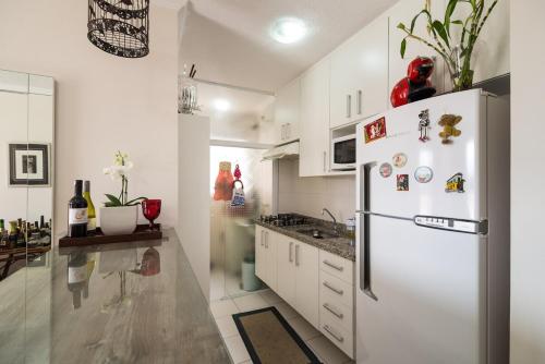 Apto completo em condominio com garagem in カンポ リンポ