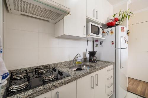 Apto completo em condominio com garagem in カンポ リンポ