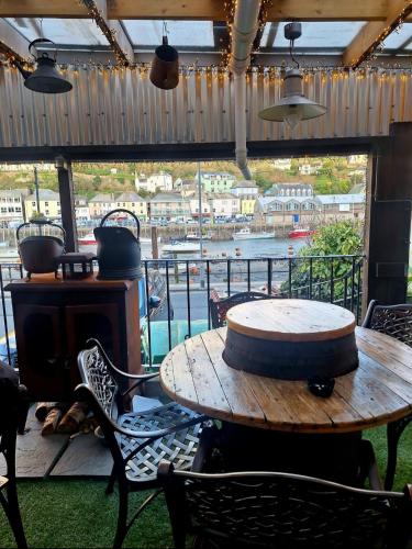 Harbour Moon Inn – Looe