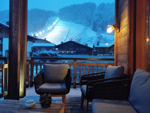 Balcony/terrace, MORZINE GUEST CHALET Hot tub - Sauna - Premium Location in Morzine