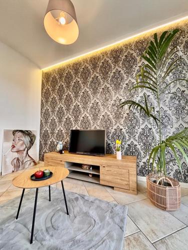 Altura Living