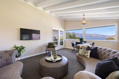 Walk to town 41A Alpine Chalet — other in 41 Lomond Crescent, Queenstown New Zealand, 9300