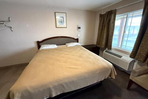 Gables Motel Near Fresno Yosemite – Fresno, CA