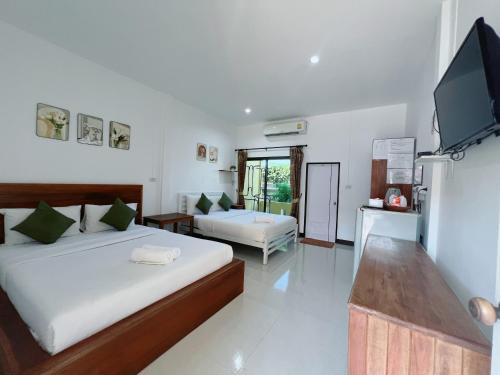 Rachawadee House Phang Nga Room Type - Standard Quadruple Room