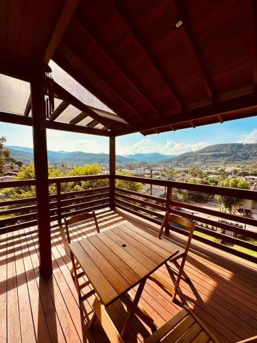Erkély/terasz, Casa com vista incrível | Próximo a Gramado (Casa com vista incrivel | Proximo a Gramado) in Tres Coroas