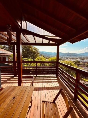 Erkély/terasz, Casa com vista incrível | Próximo a Gramado (Casa com vista incrivel | Proximo a Gramado) in Tres Coroas