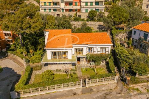Villa Elena