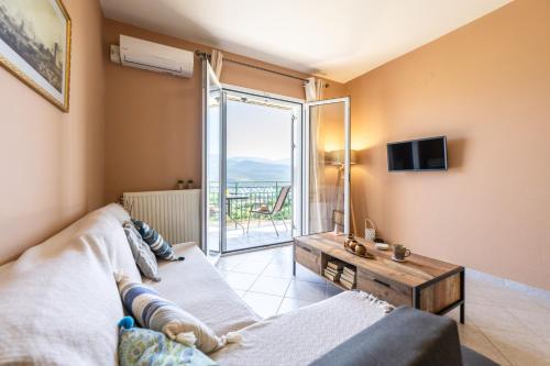 Apaggio di Argostoli Apartments - private parking & sea view in Lassi
