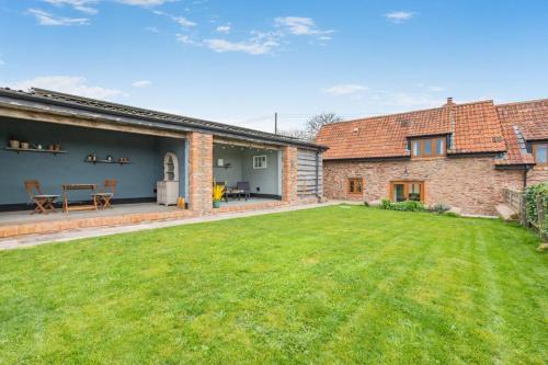 Iekārtas, 1 Bed in Taunton oc-bartc in West Monkton