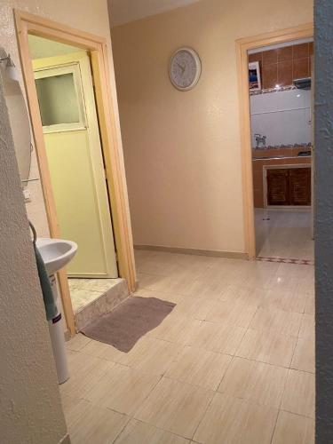 Apparemment LACARELLE - image 10