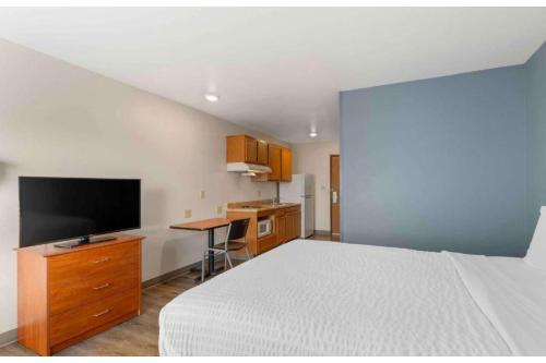 WoodSpring Suites Birmingham Pelham - image 18