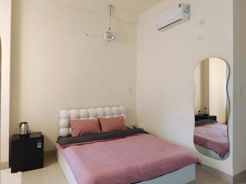 ZINA BOX - A Cozy Couple Hideout in Phuoc Hoa
