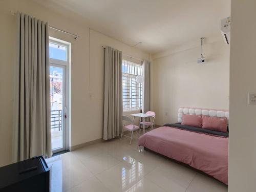 ZINA BOX - A Cozy Couple Hideout in Phuoc Hoa