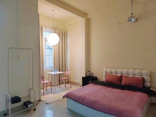 ZINA BOX - A Cozy Couple Hideout in Phuoc Hoa