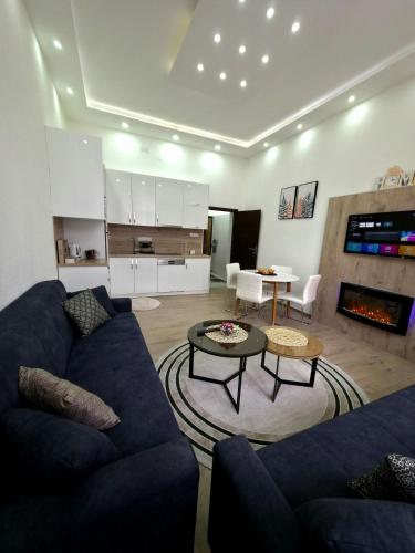Luxury Old Town Apartment Fireplace, Baščaršija, Fast WiFi