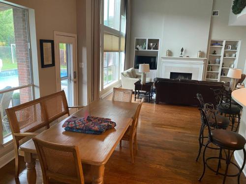 Resort Style Home - image 11