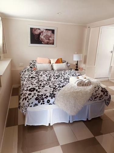 Modern, Light & Warm Central Warkworth in 沃克沃斯