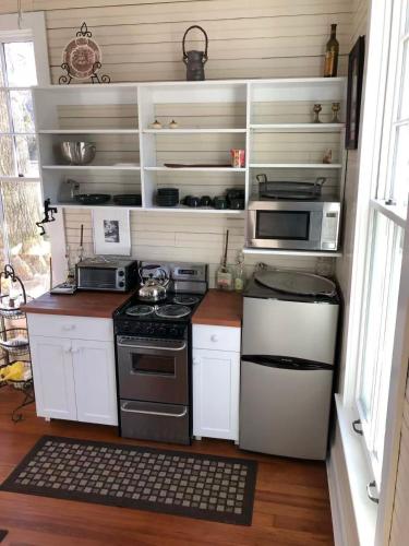 virtuve, Spacious Carriage House in Montclair -accessible to MetLife Stadium, Newark Airport &NYC -新泽西州蒙特克莱尔小 in Montclair (NJ)