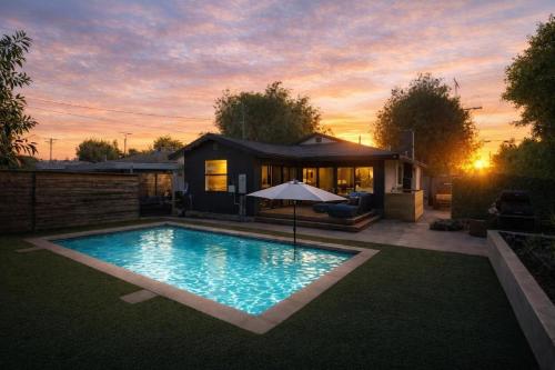 Lassen Luxury Retreat – khách sạn tại Công viên Canoga