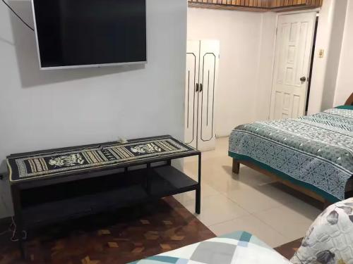 3 twin beds
