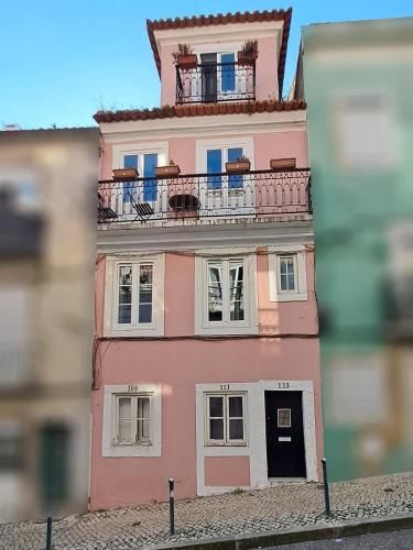 Lisbon Sant'Anna Apartments 5