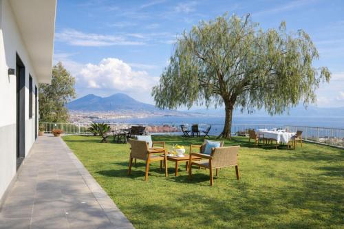 Relais Altacosta, Naples
