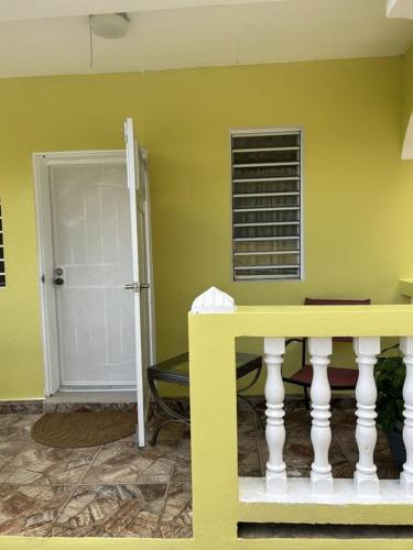 Zoë Oasis - #1 Couple's Choice & Wholesome Getaway (Zoe Oasis - #1 Couple's Choice & Wholesome Getaway) in Charlotte Amalie West