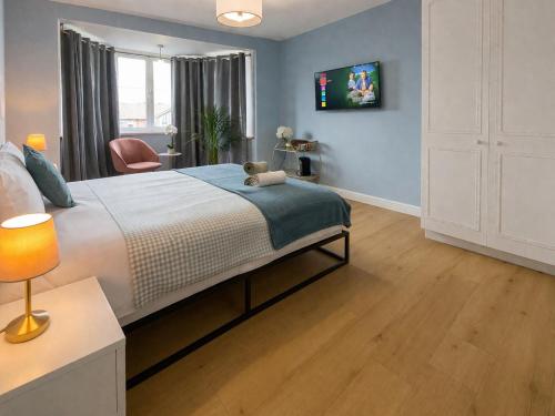 room detail thumbnail 0