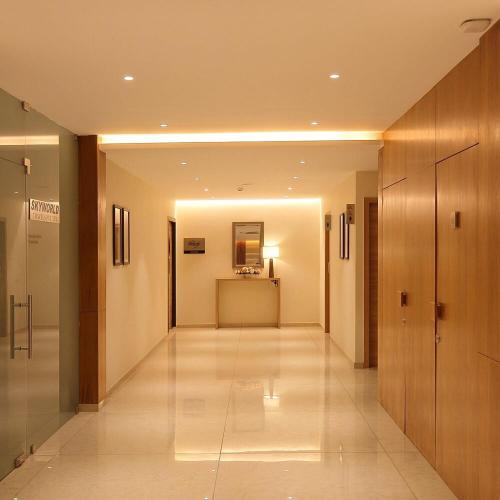Crystal Plaza Luxury Business Hotel – Ernakulam, NE