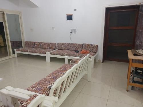 Villa Seaview First Row on the Sea – khách sạn tại Bahig