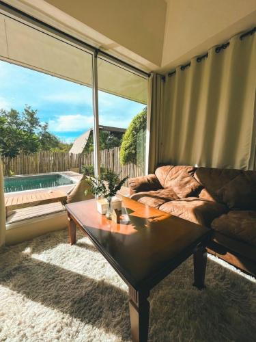 Mondara Villa and Glamping