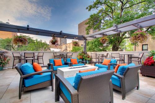 Hyatt House Chicago/Evanston - Tap to explore photos