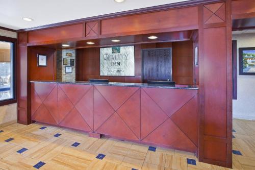 Quality Inn of Marshall - image 31