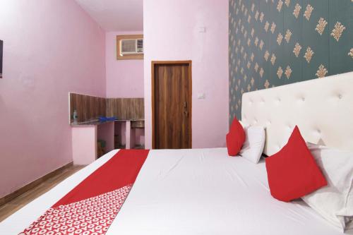 Hotel O Royal Place